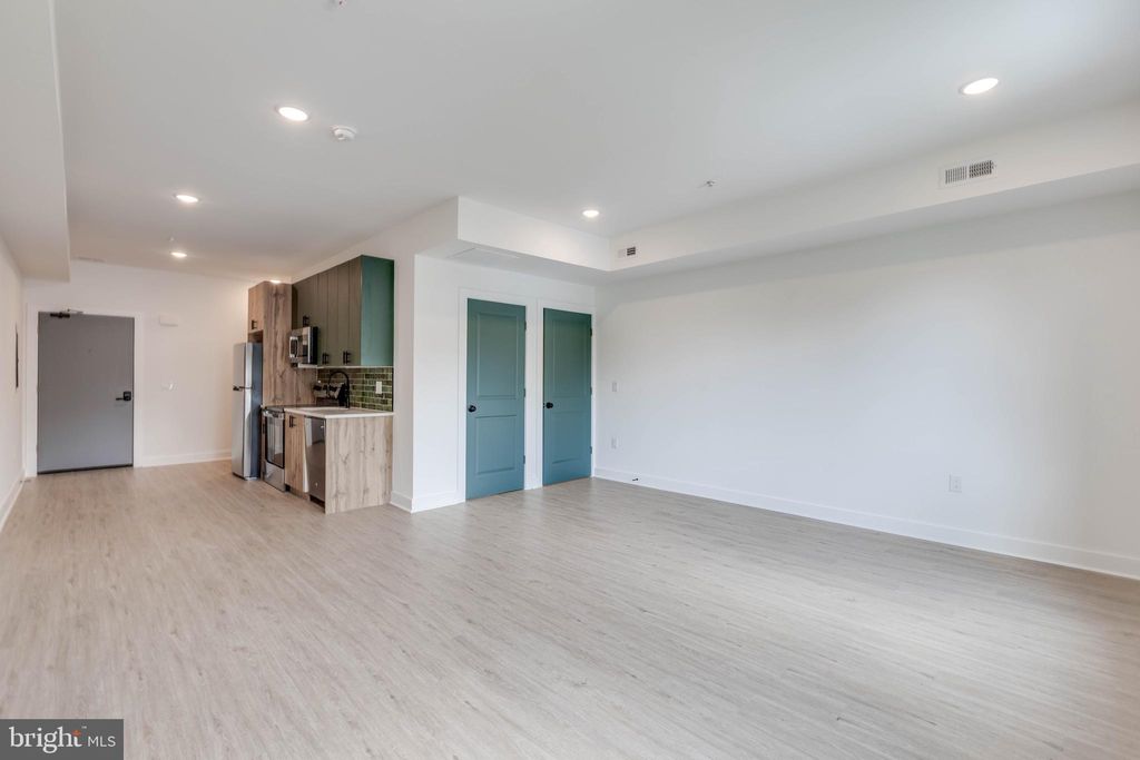 Photo of 2516 N 6th Street #3, PHILADELPHIA, PA 19133 (MLS # PAPH2563092)