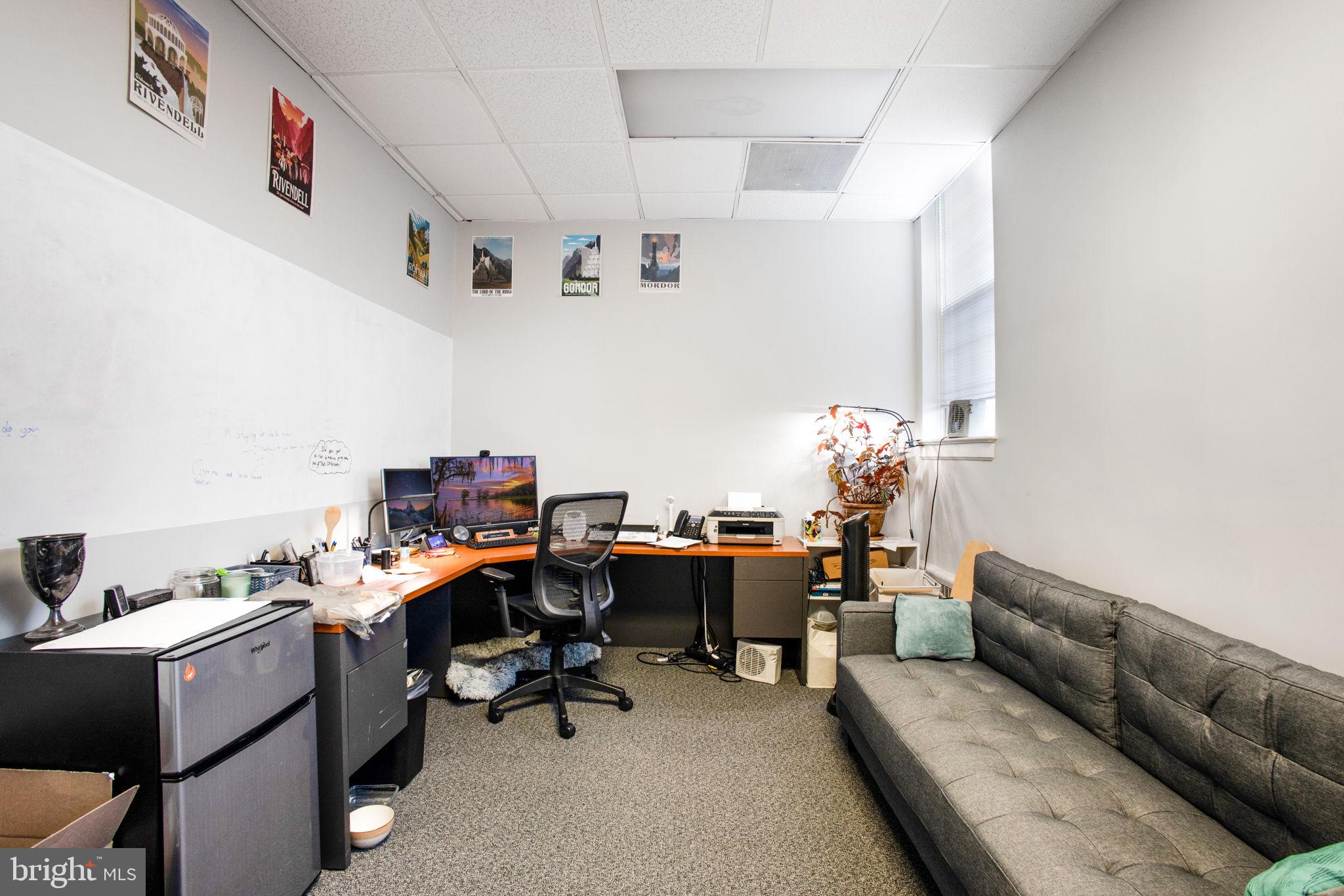 DEL RAY - Commercial Sale