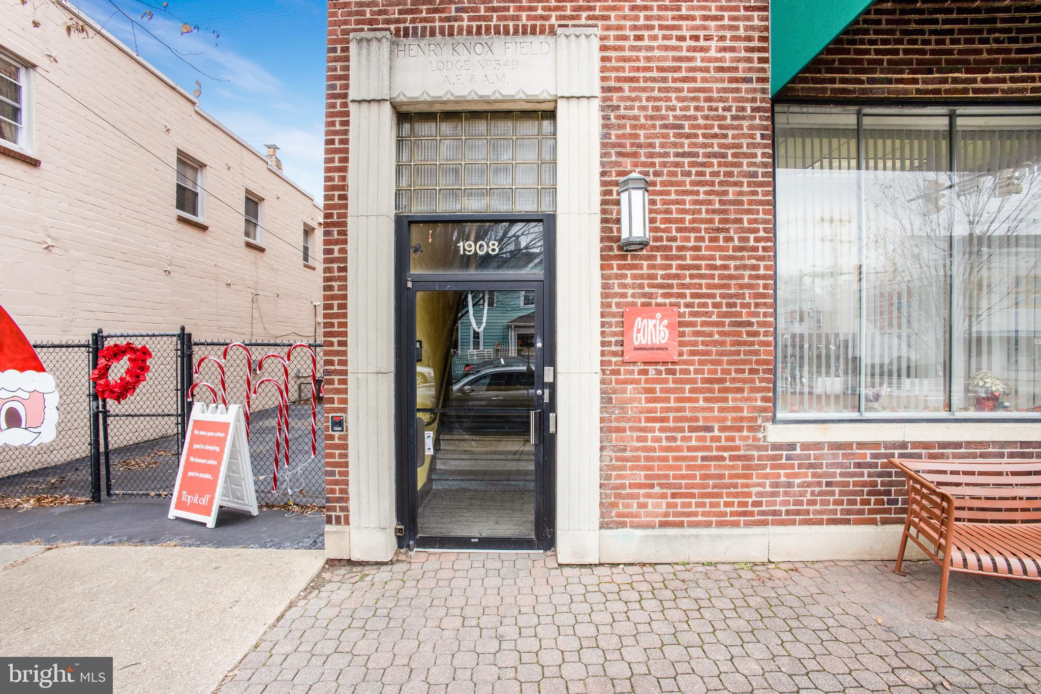 1908 MT VERNON AVENUE