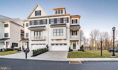421 MAPLEWOOD AVENUE WAYNE PA 19087