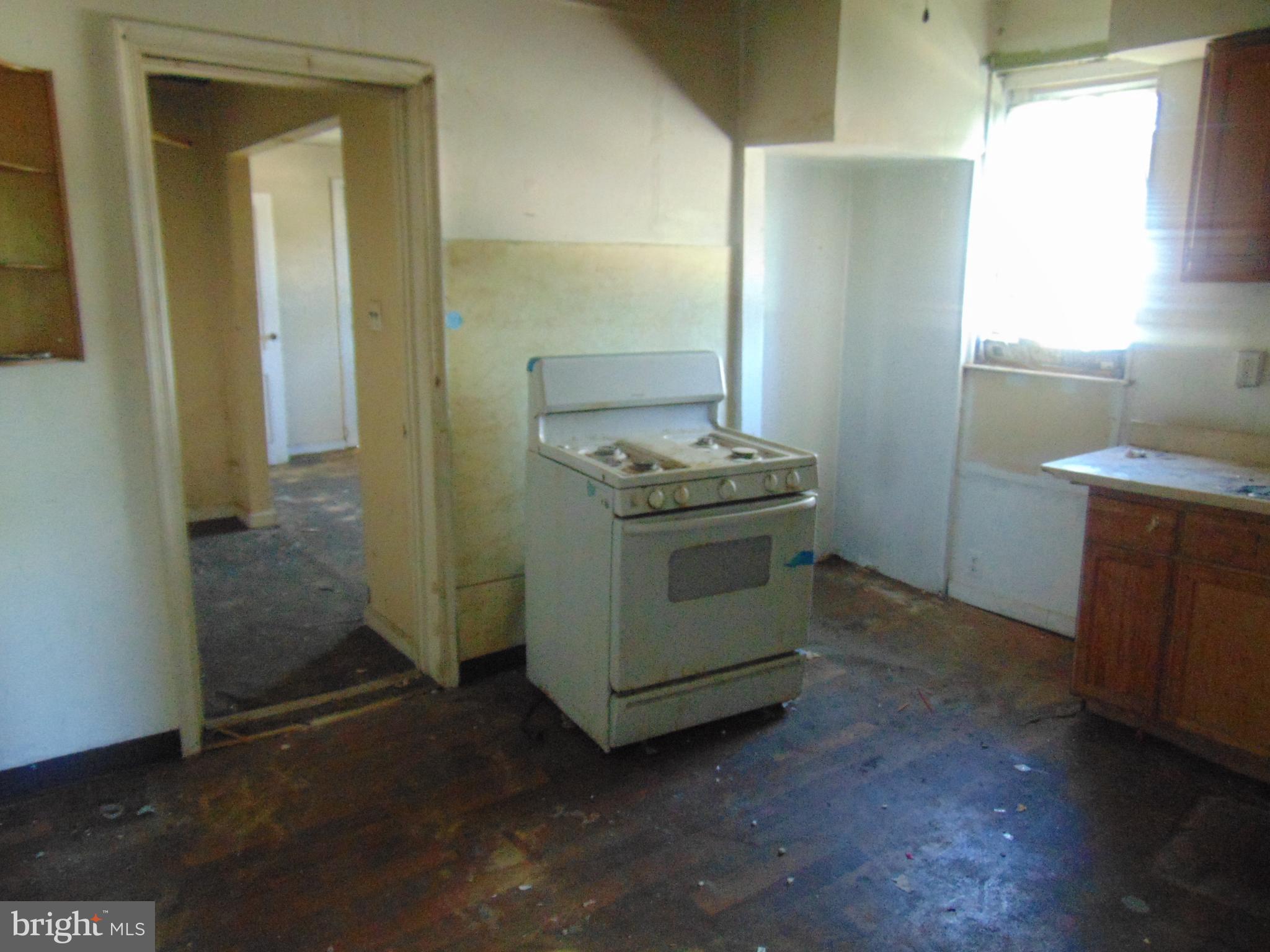 1125 S 8TH STREET