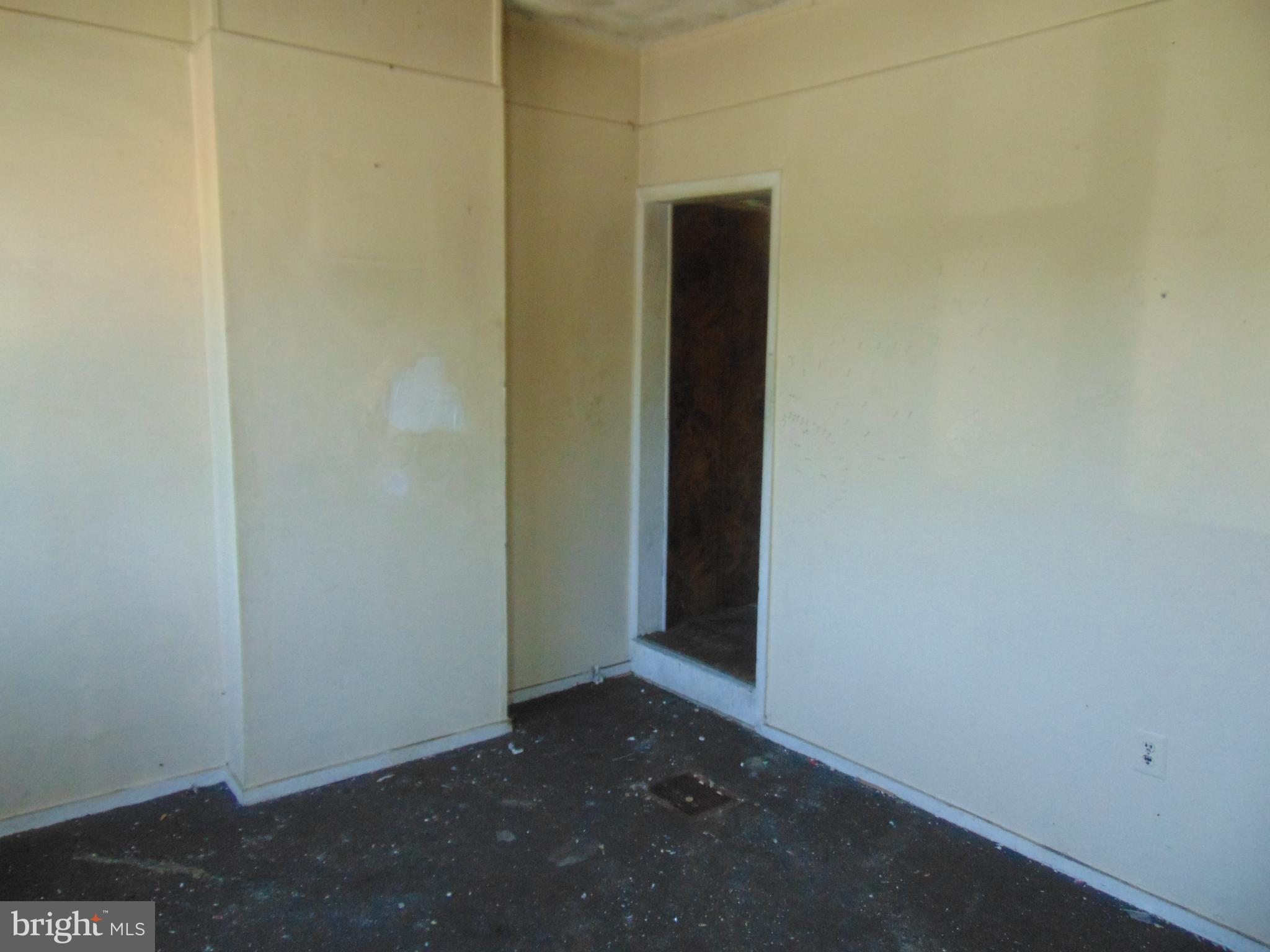 1125 S 8TH STREET
