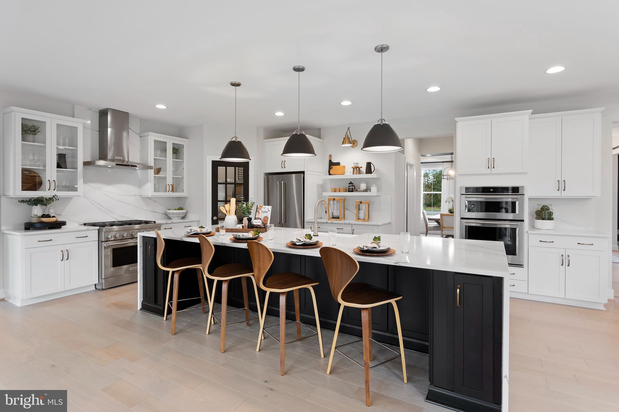 SOUTH LAKE - Residential