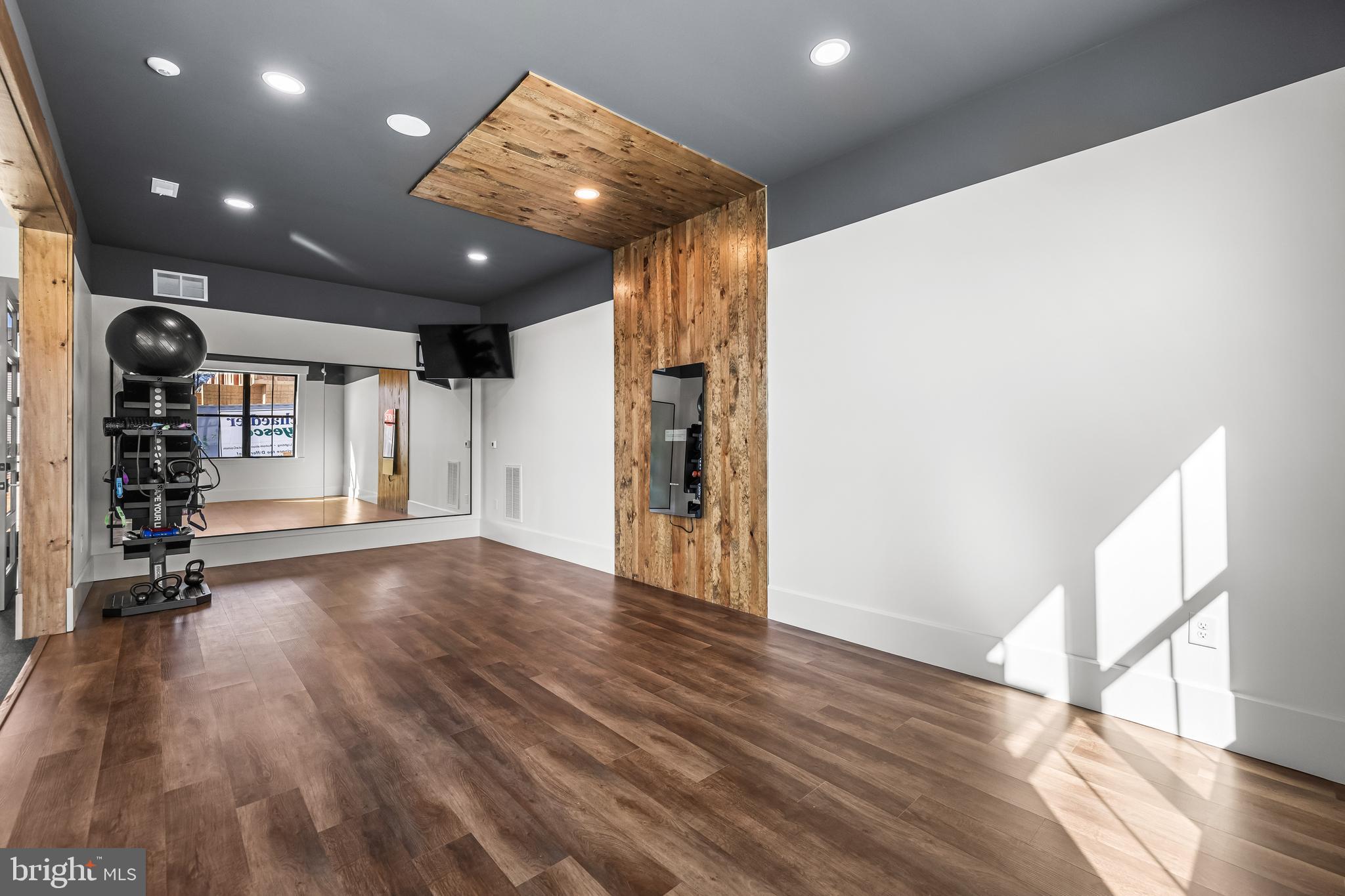 MAPLEWOOD - Residential Lease