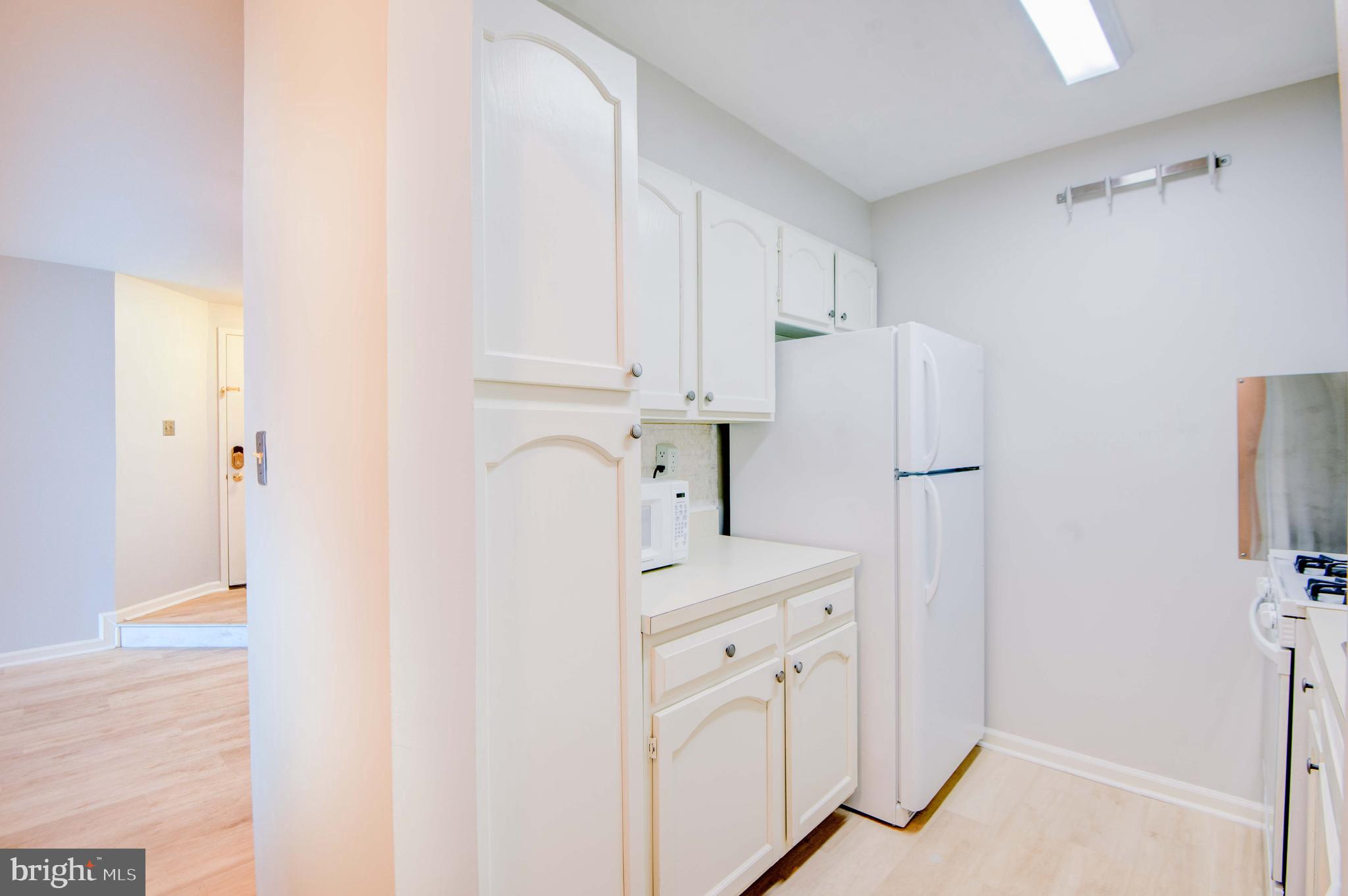 BURKE COVE - Residential Lease