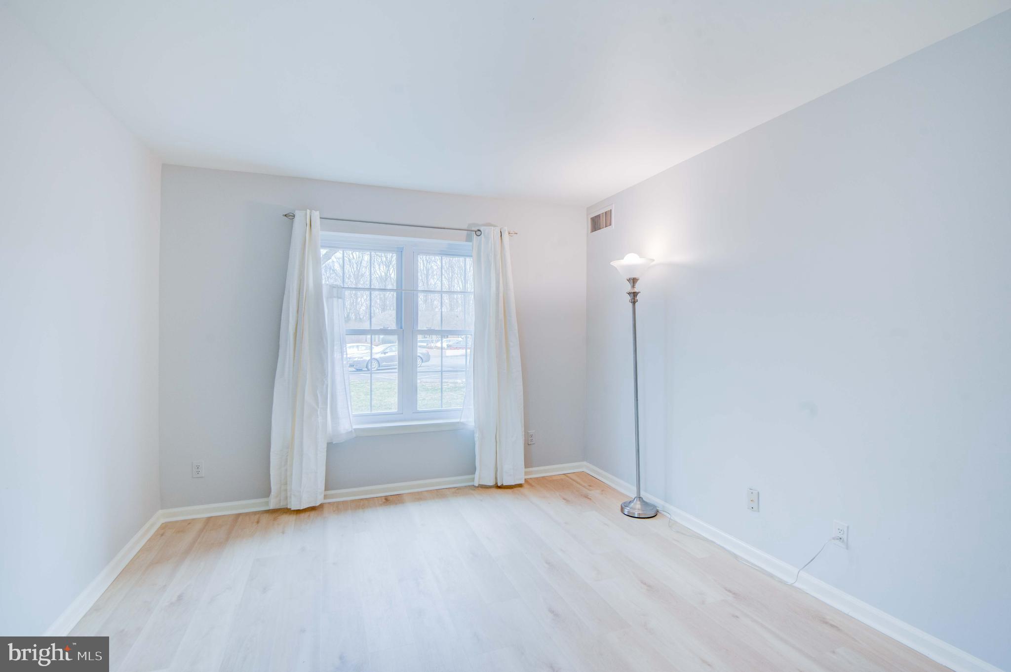 BURKE COVE - Residential Lease