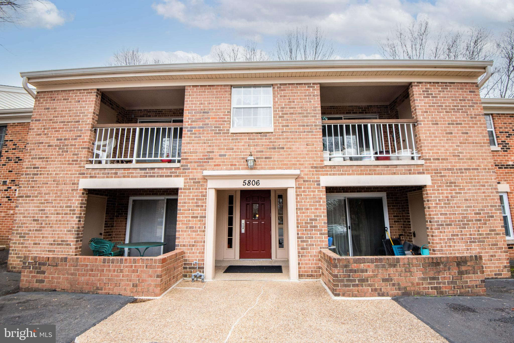 BURKE COVE - Residential Lease