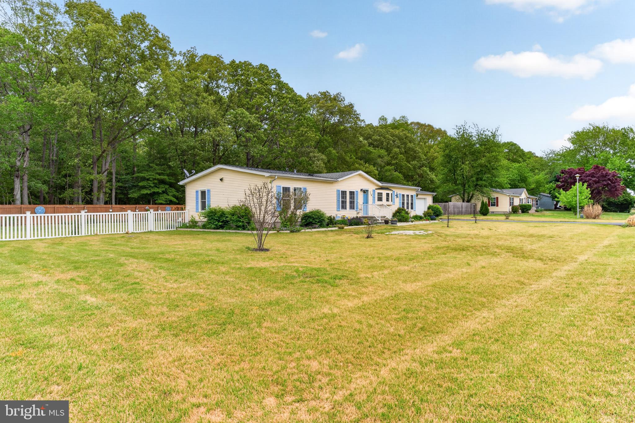 MEADOWS ON CUBBAGE POND - Residential