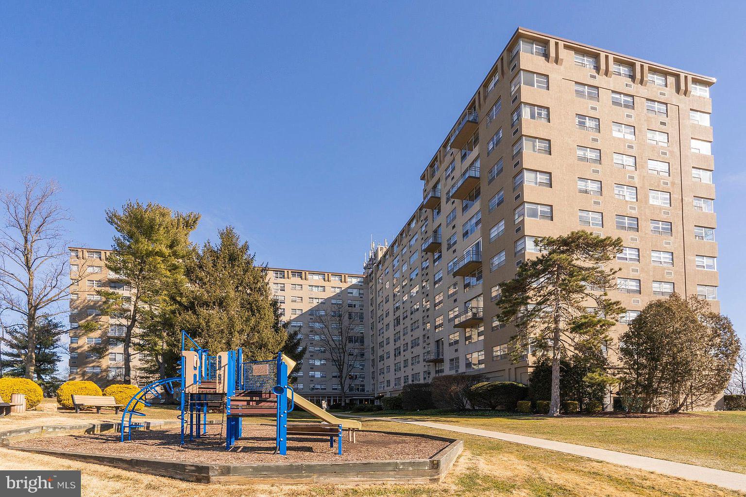 RADNOR HOUSE - Residential