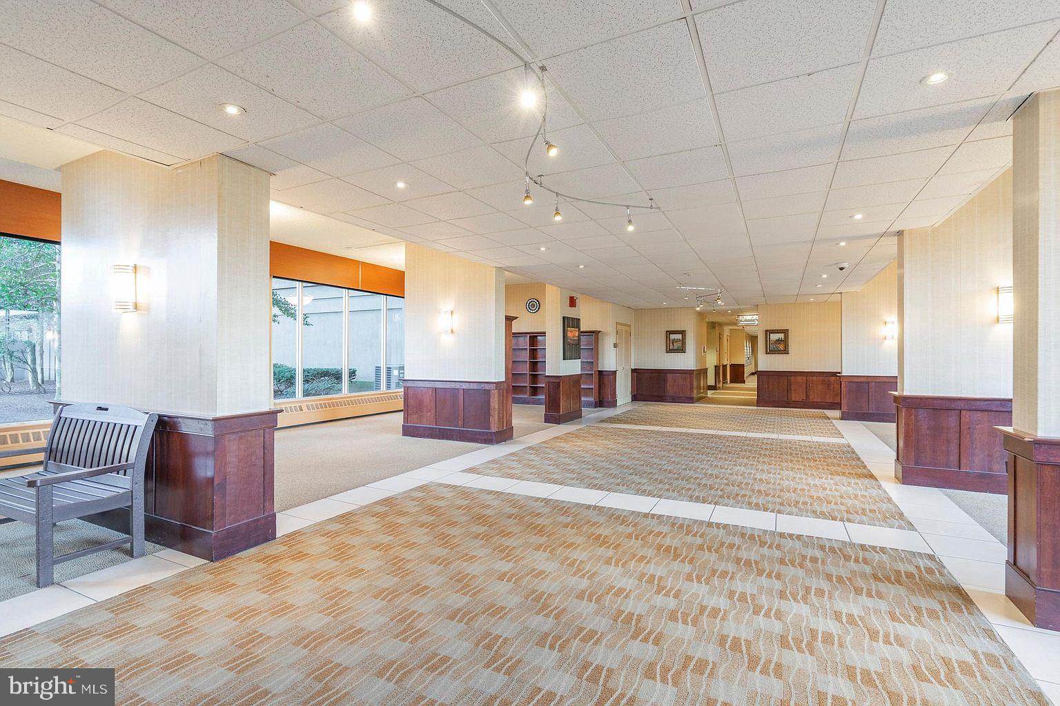 RADNOR HOUSE - Residential