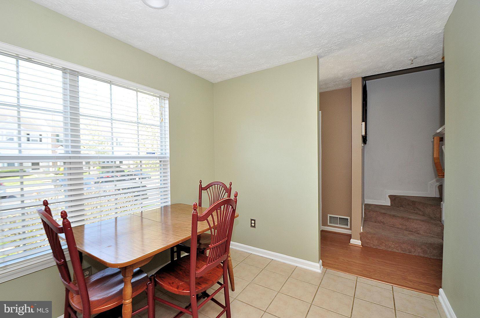 FARMINGTON VILLAGE - Residential Lease