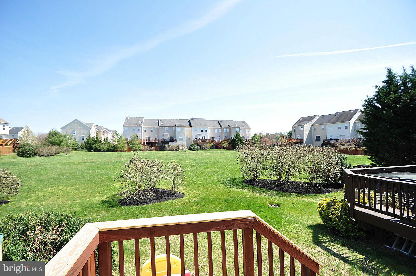 FARMINGTON VILLAGE - Residential Lease