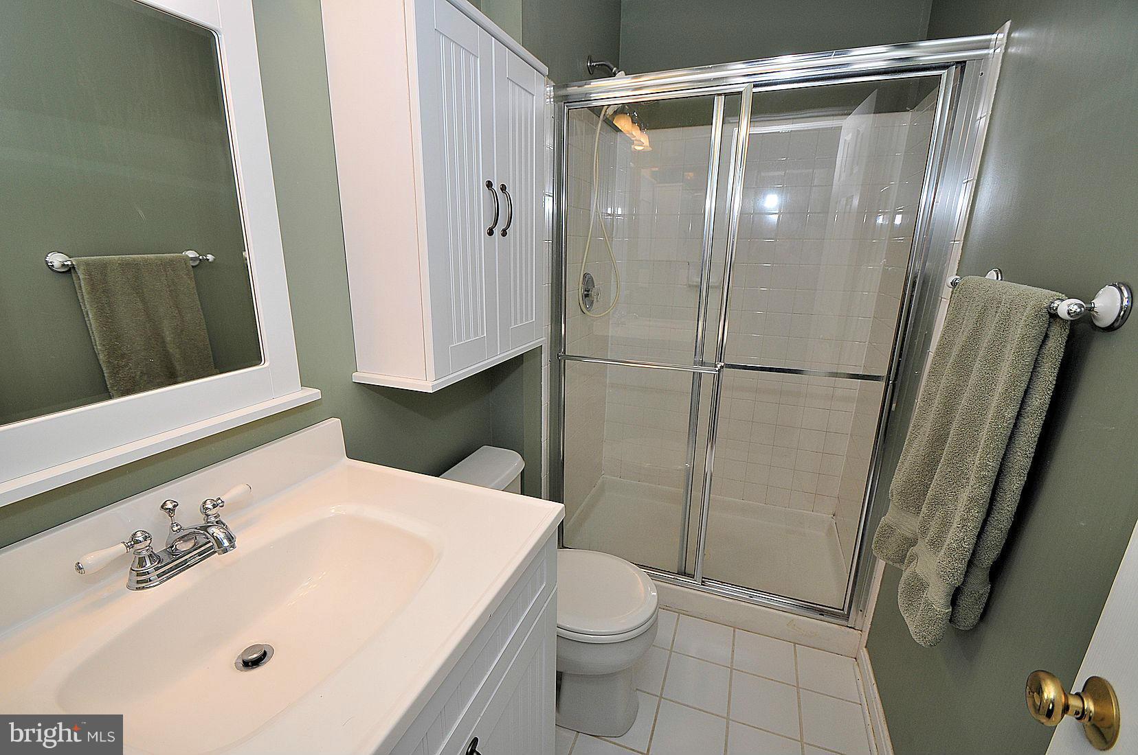 FARMINGTON VILLAGE - Residential Lease