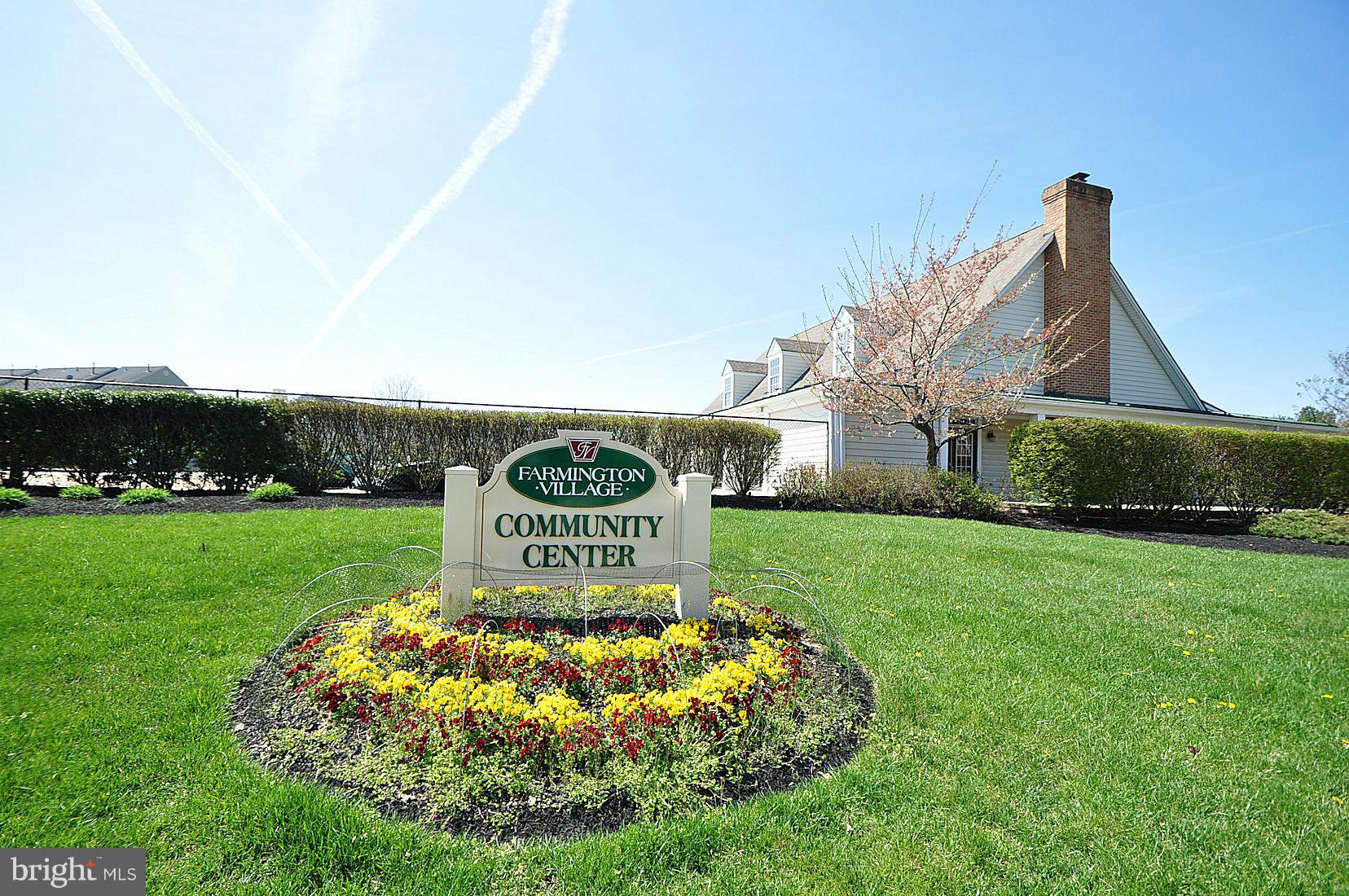 FARMINGTON VILLAGE - Residential Lease