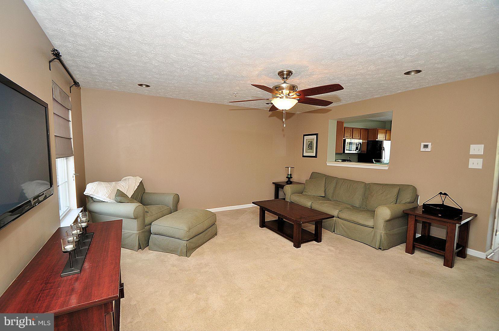 FARMINGTON VILLAGE - Residential Lease