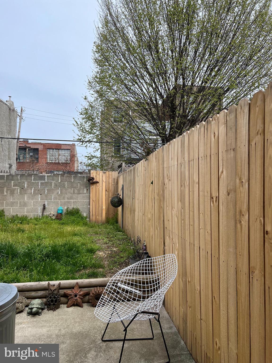 EAST KENSINGTON - Residential Lease