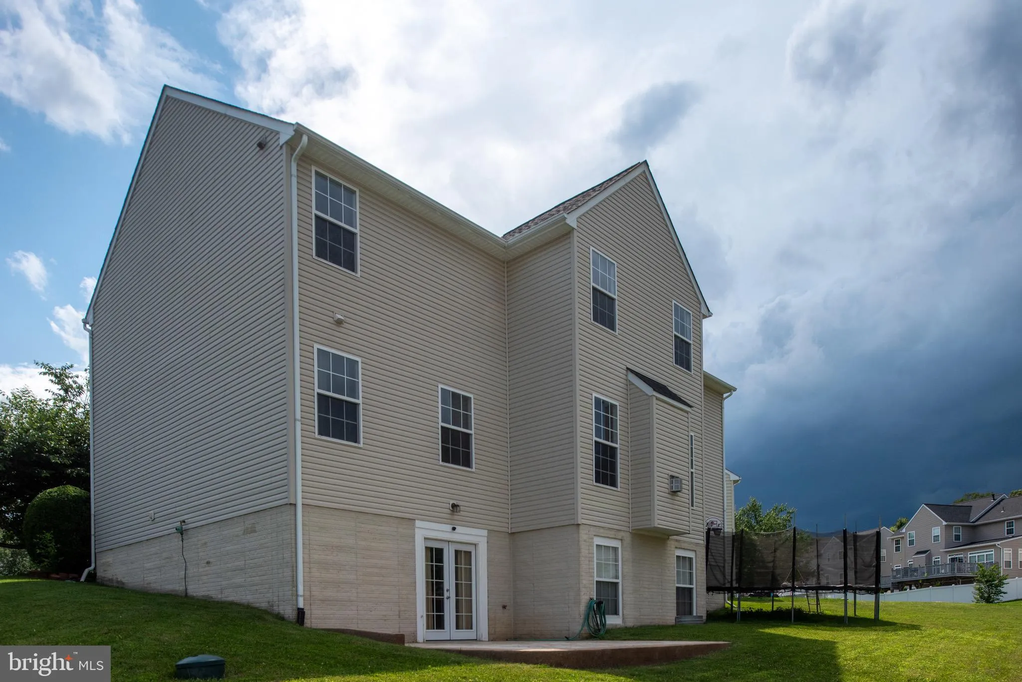 Stafford, Virginia 22556, United States, 5 Bedrooms Bedrooms, ,3 BathroomsBathrooms,Residential,Pending,156575