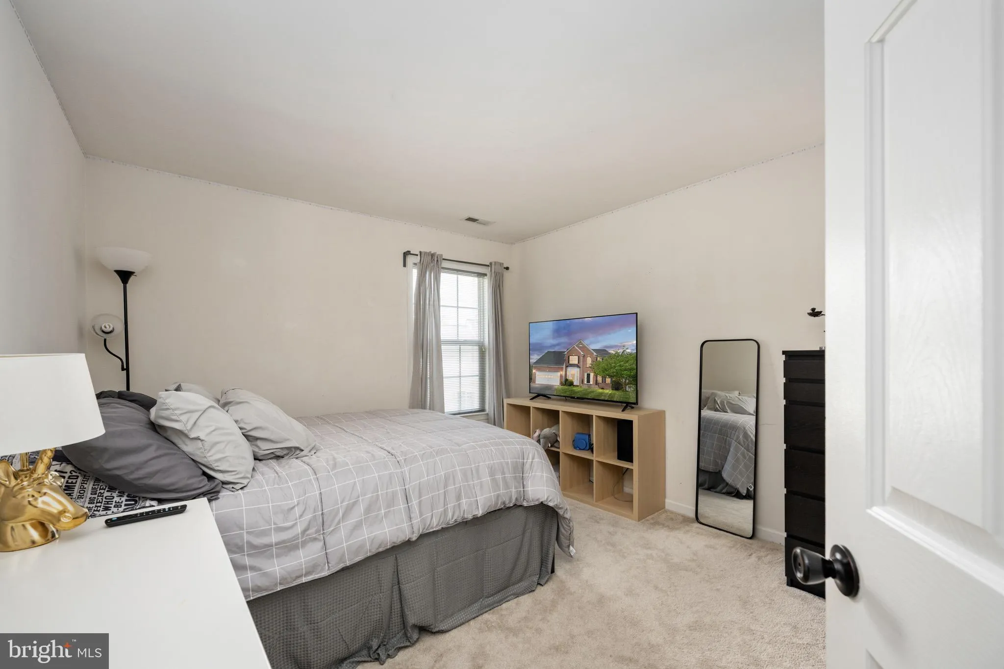 Stafford, Virginia 22556, United States, 5 Bedrooms Bedrooms, ,3 BathroomsBathrooms,Residential,Pending,156575