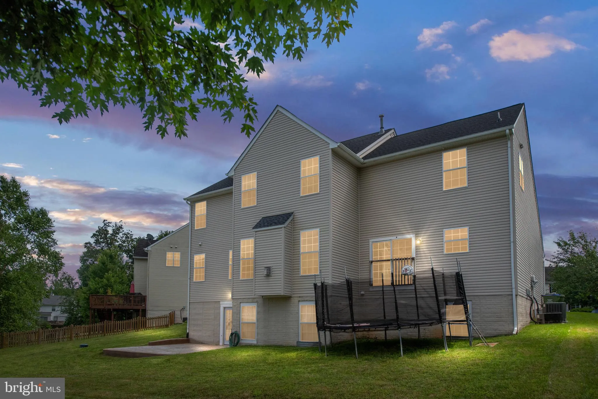 Stafford, Virginia 22556, United States, 5 Bedrooms Bedrooms, ,3 BathroomsBathrooms,Residential,Pending,156575