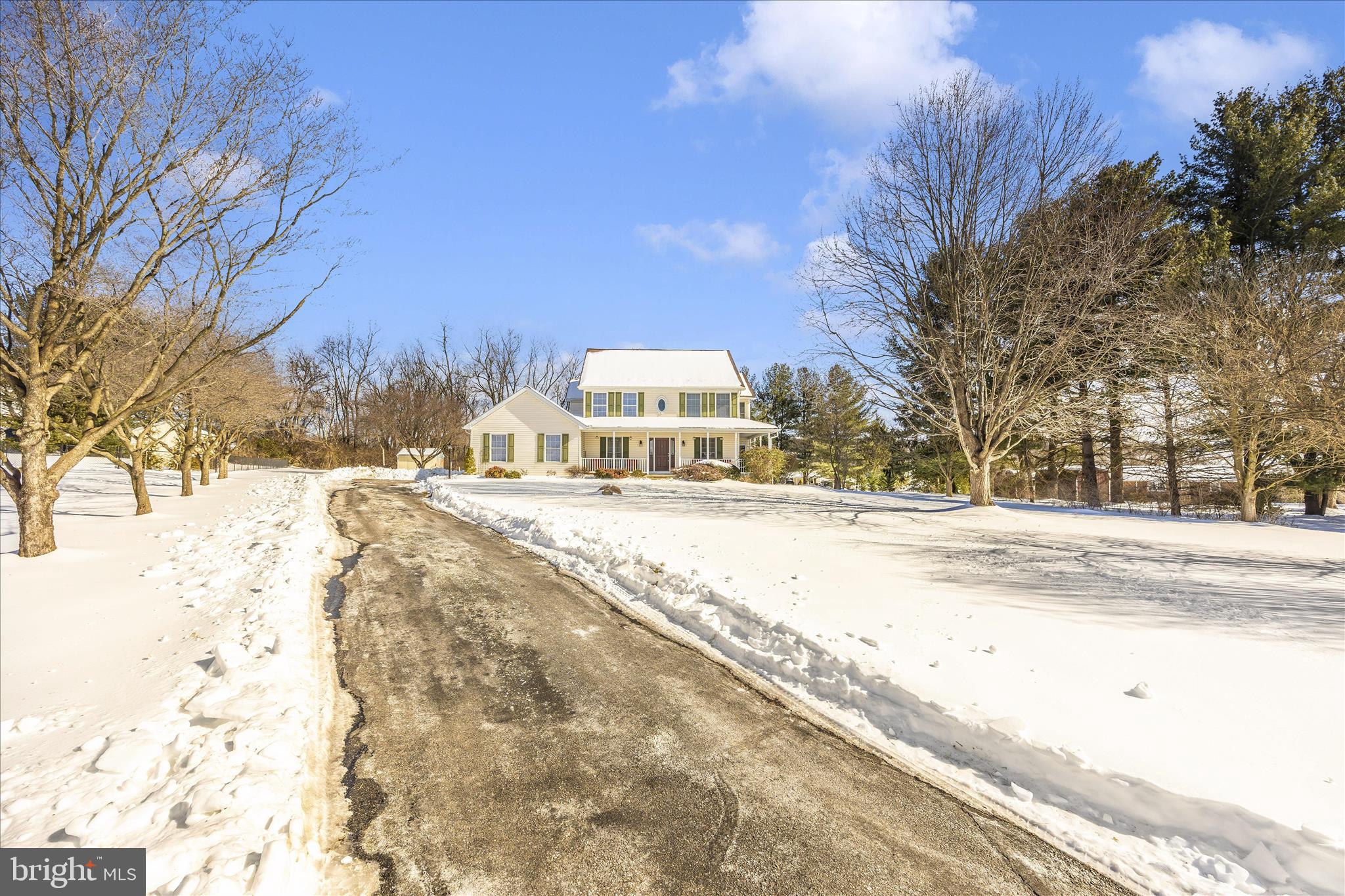JEFFERSON COURT - Residential