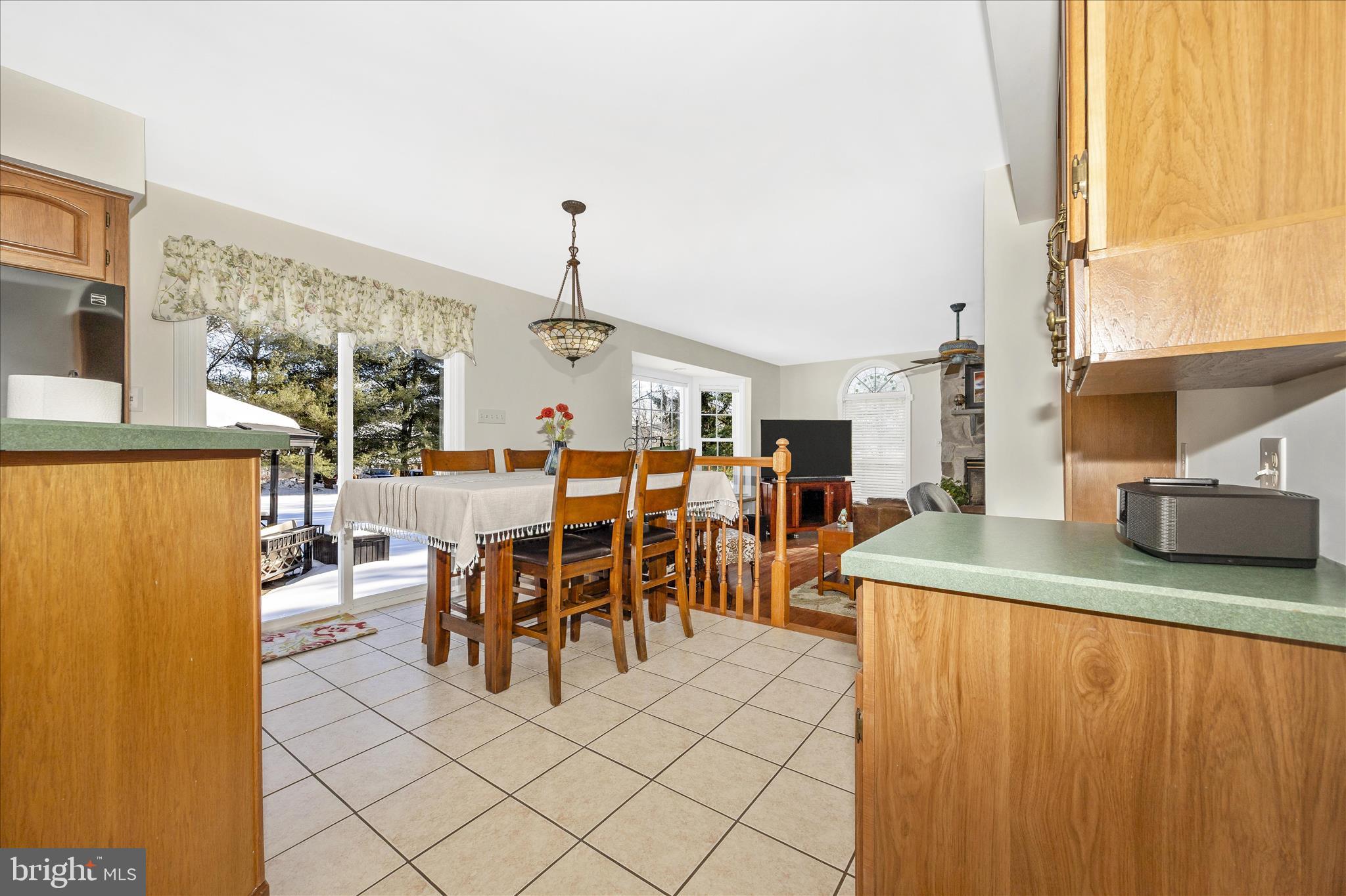 JEFFERSON COURT - Residential