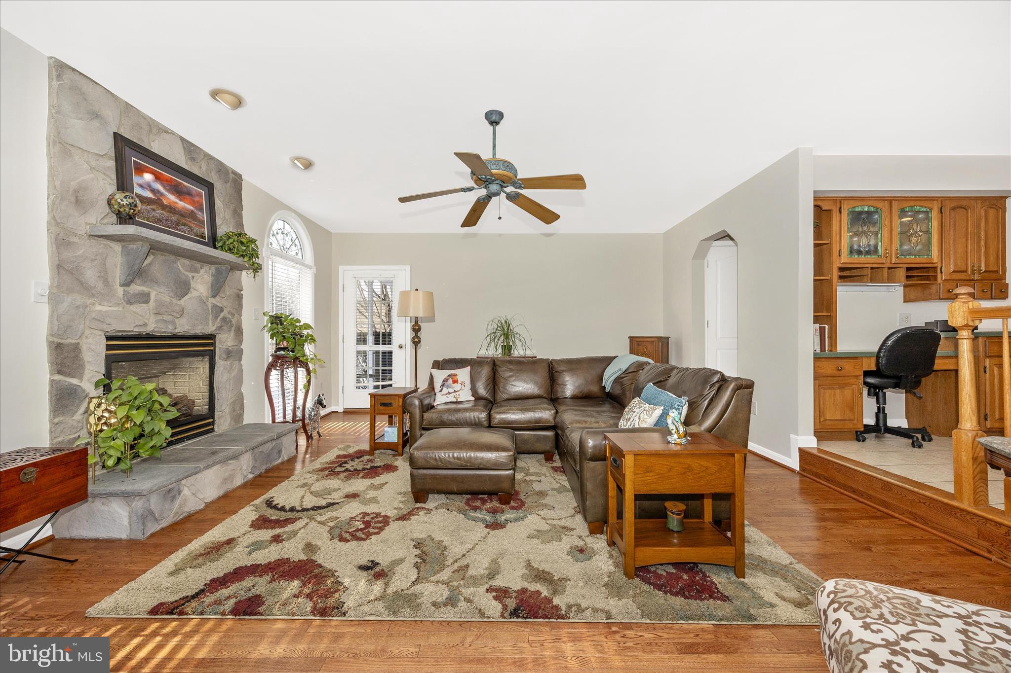 JEFFERSON COURT - Residential