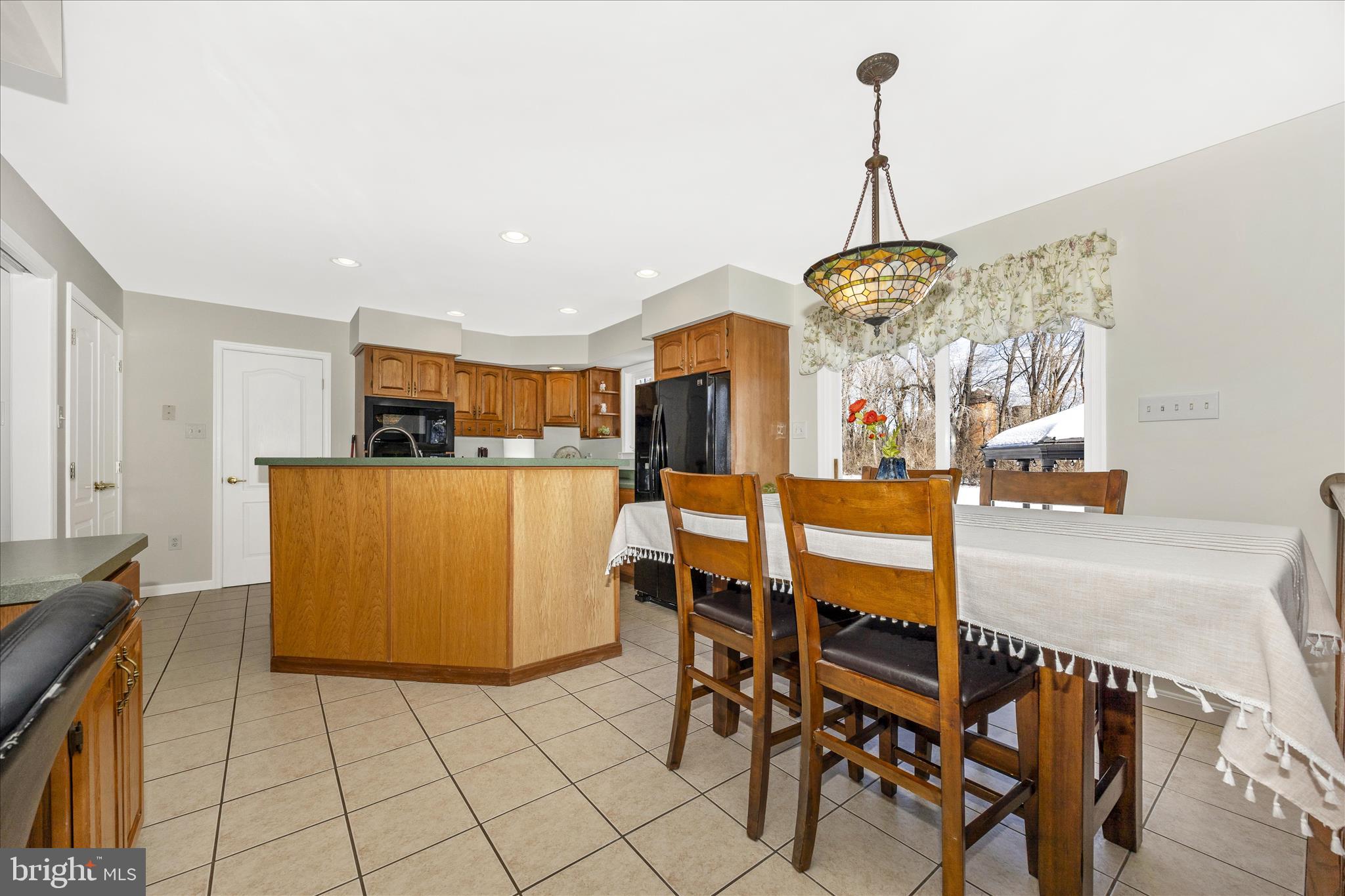 JEFFERSON COURT - Residential