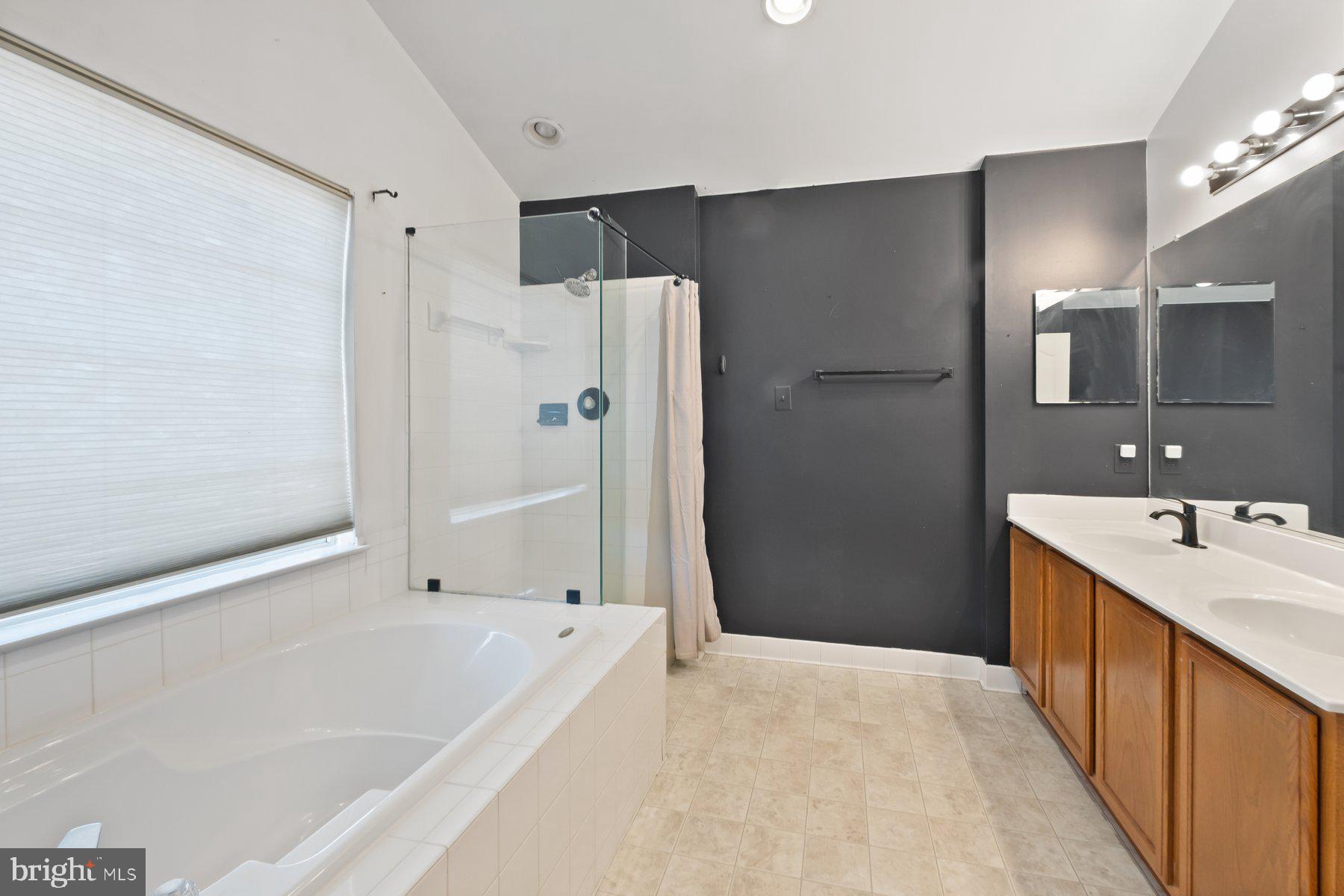 CHARLES CROSSING - Residential