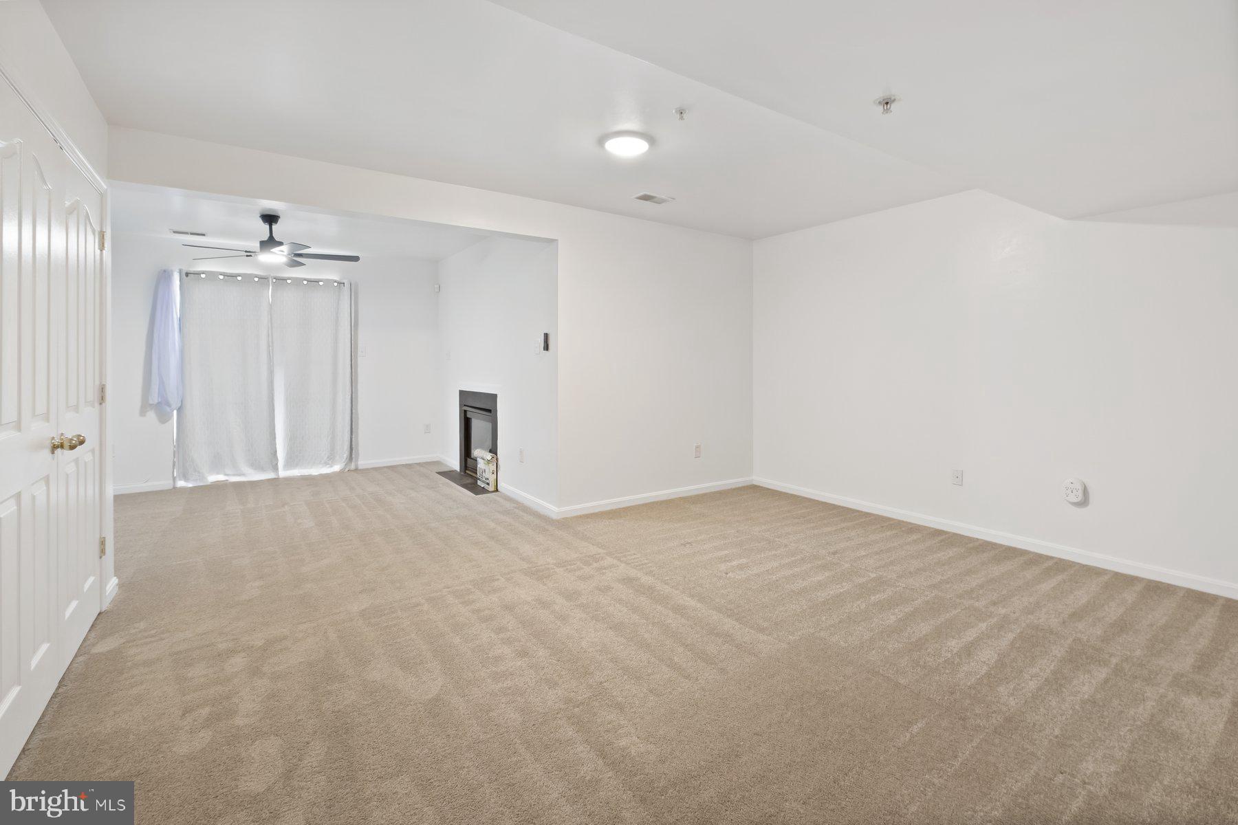 CHARLES CROSSING - Residential