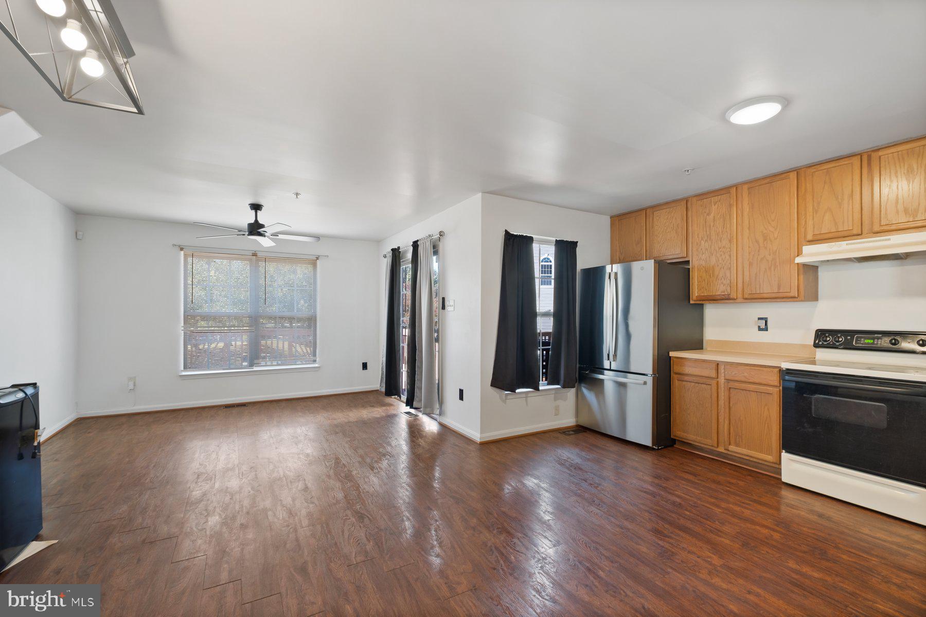 CHARLES CROSSING - Residential