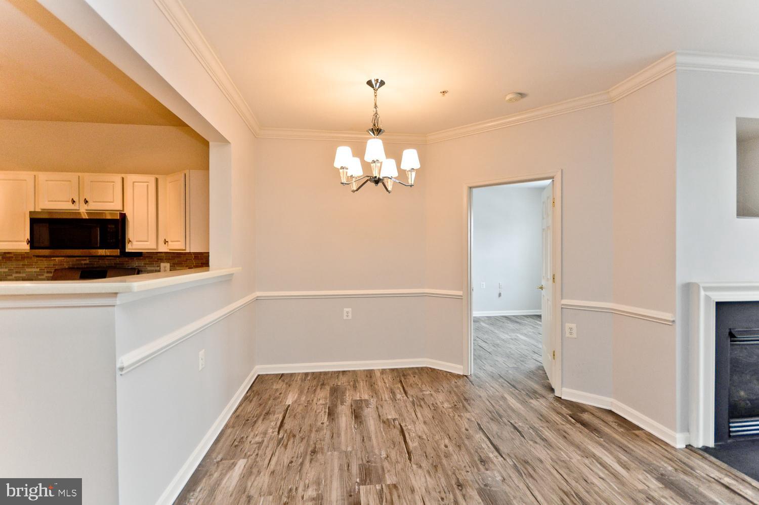 CAMERON GROVE CONDO IV> - Residential Lease