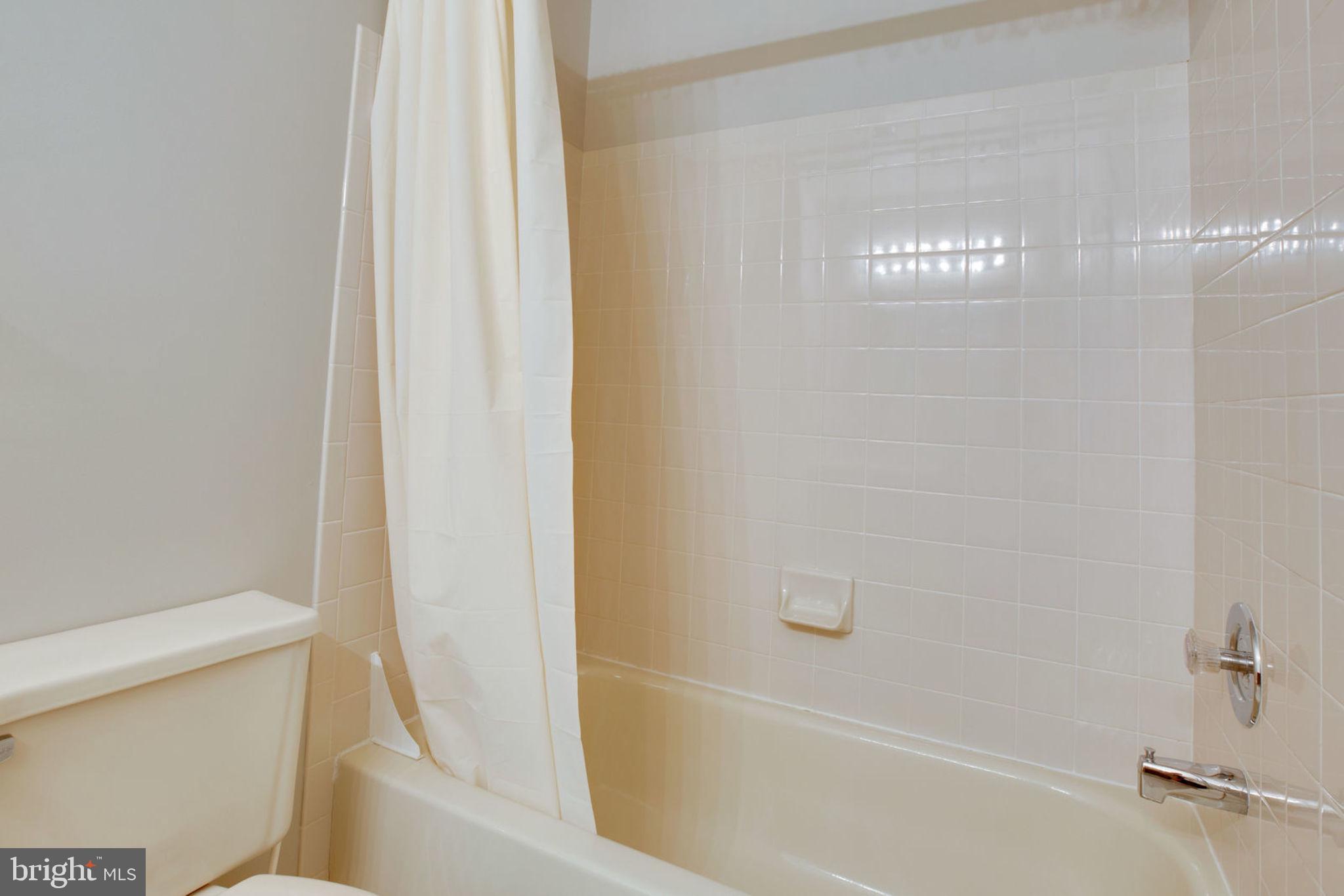 LIFESTYLE AT SULLY STATION - Residential