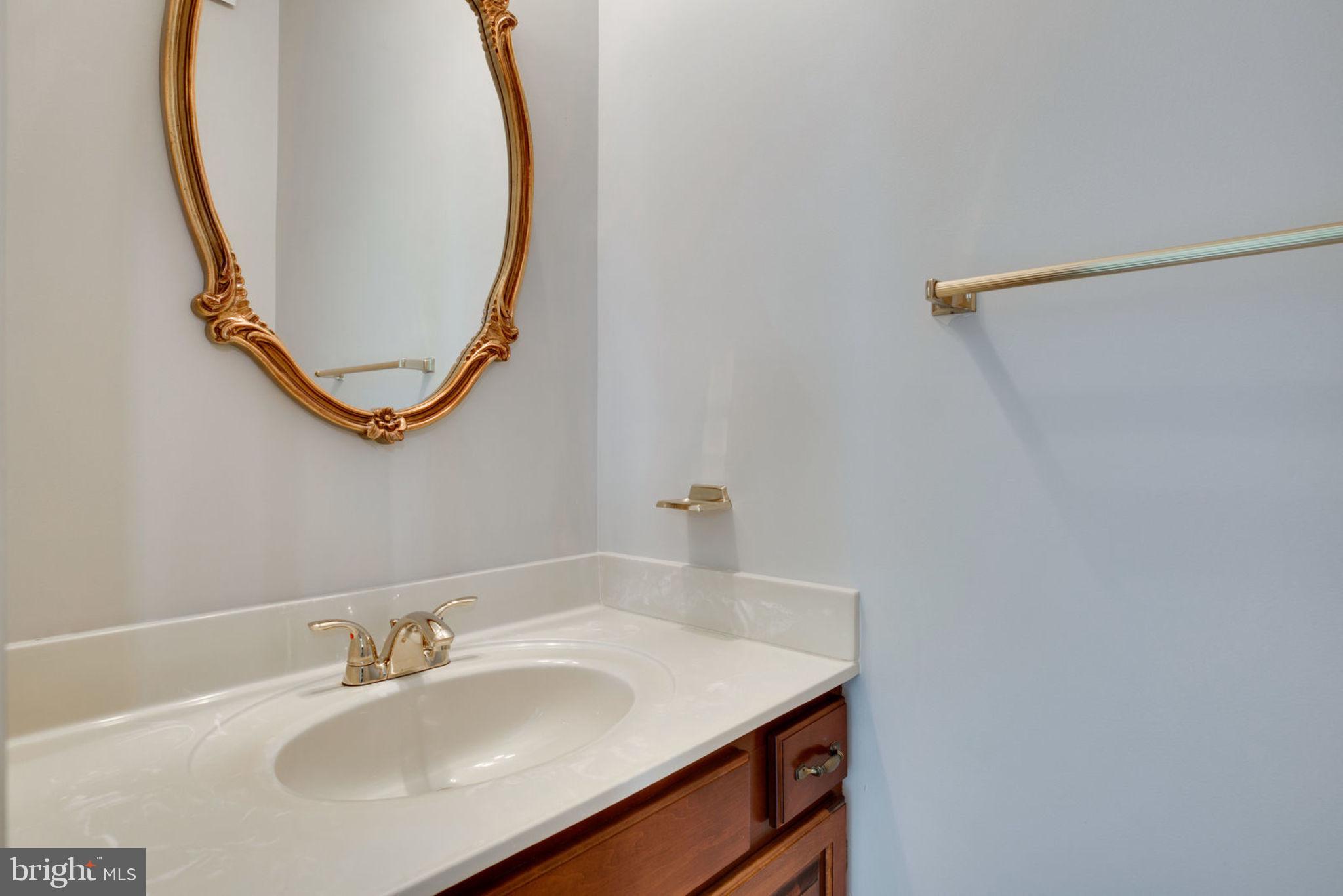 LIFESTYLE AT SULLY STATION - Residential