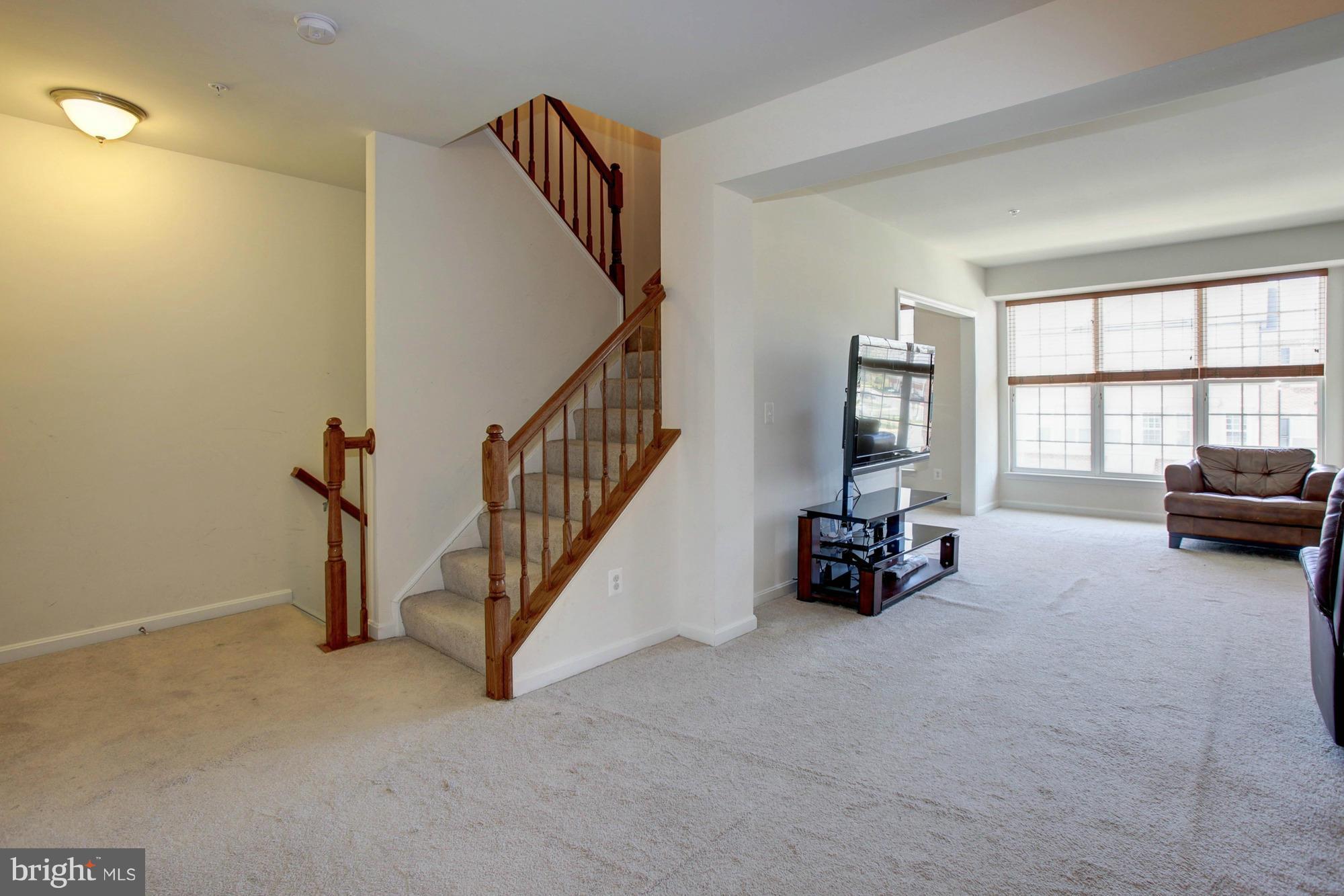 PARADISE/THE RESIDENCES - Residential