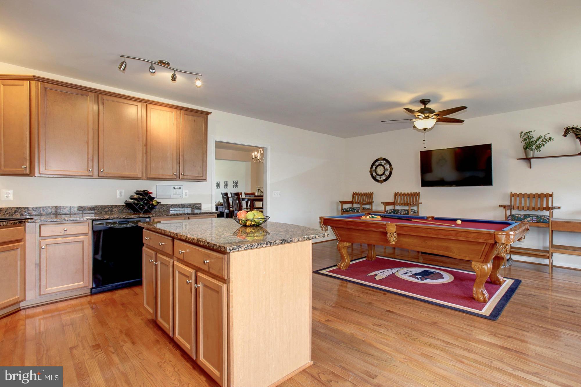 PARADISE/THE RESIDENCES - Residential