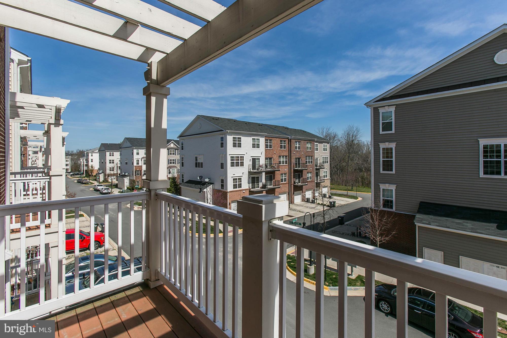 PARADISE/THE RESIDENCES - Residential