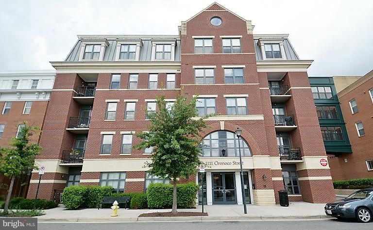 THE HENRY - Residential Lease