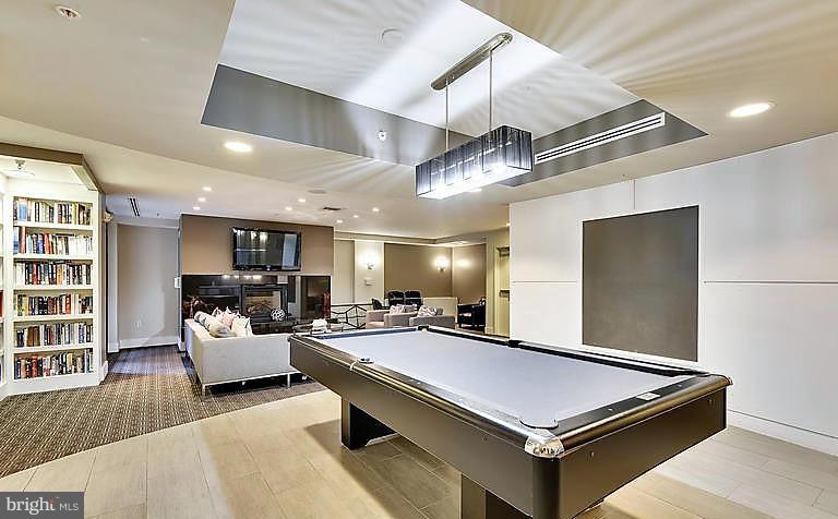 THE HENRY - Residential Lease