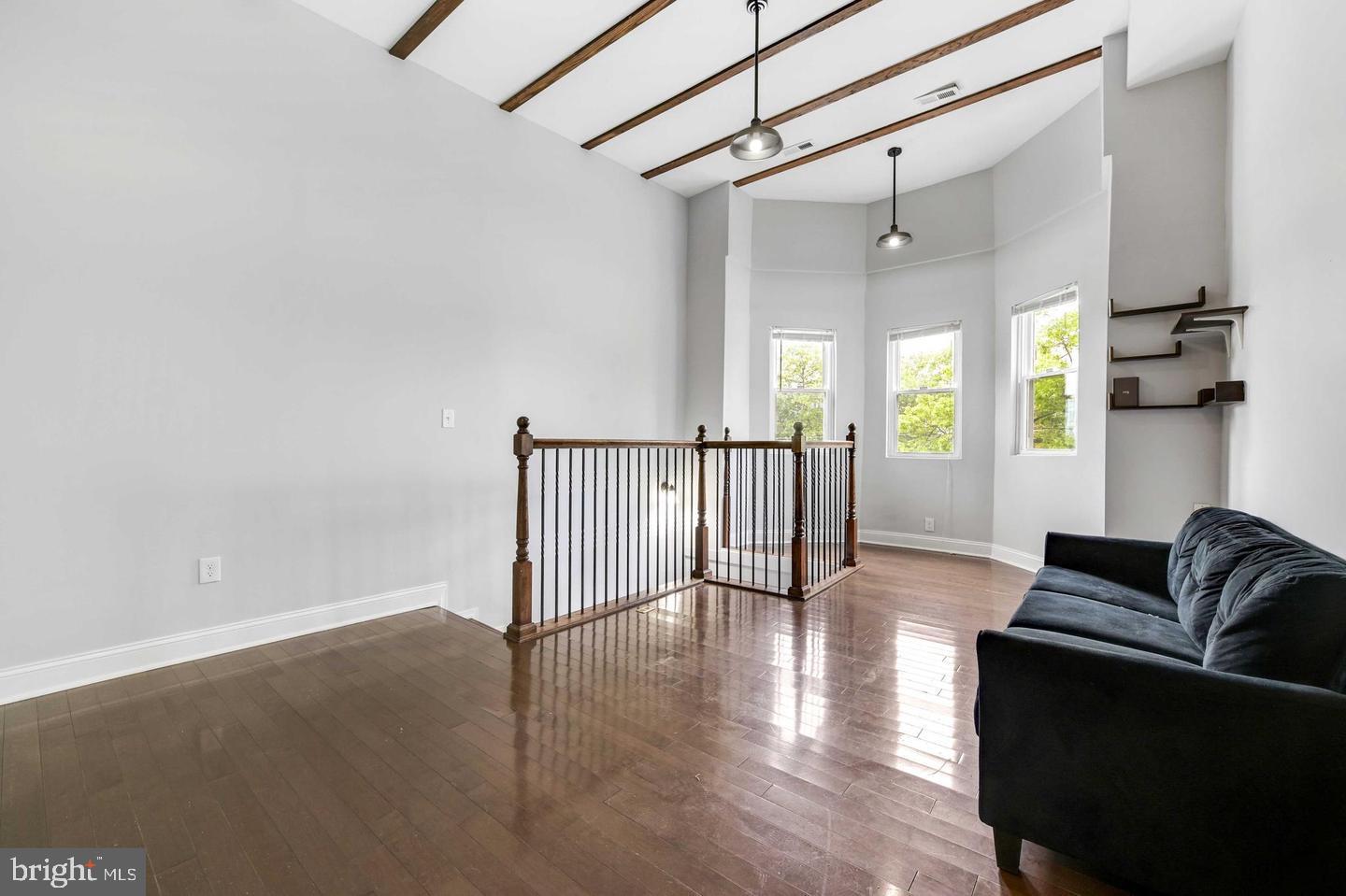 BARCLAY - Residential