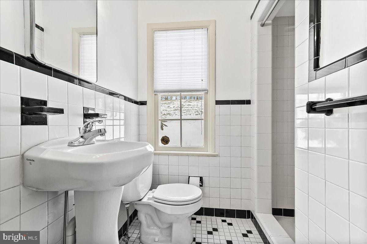 HUNTVIEW AT HORSES - Residential