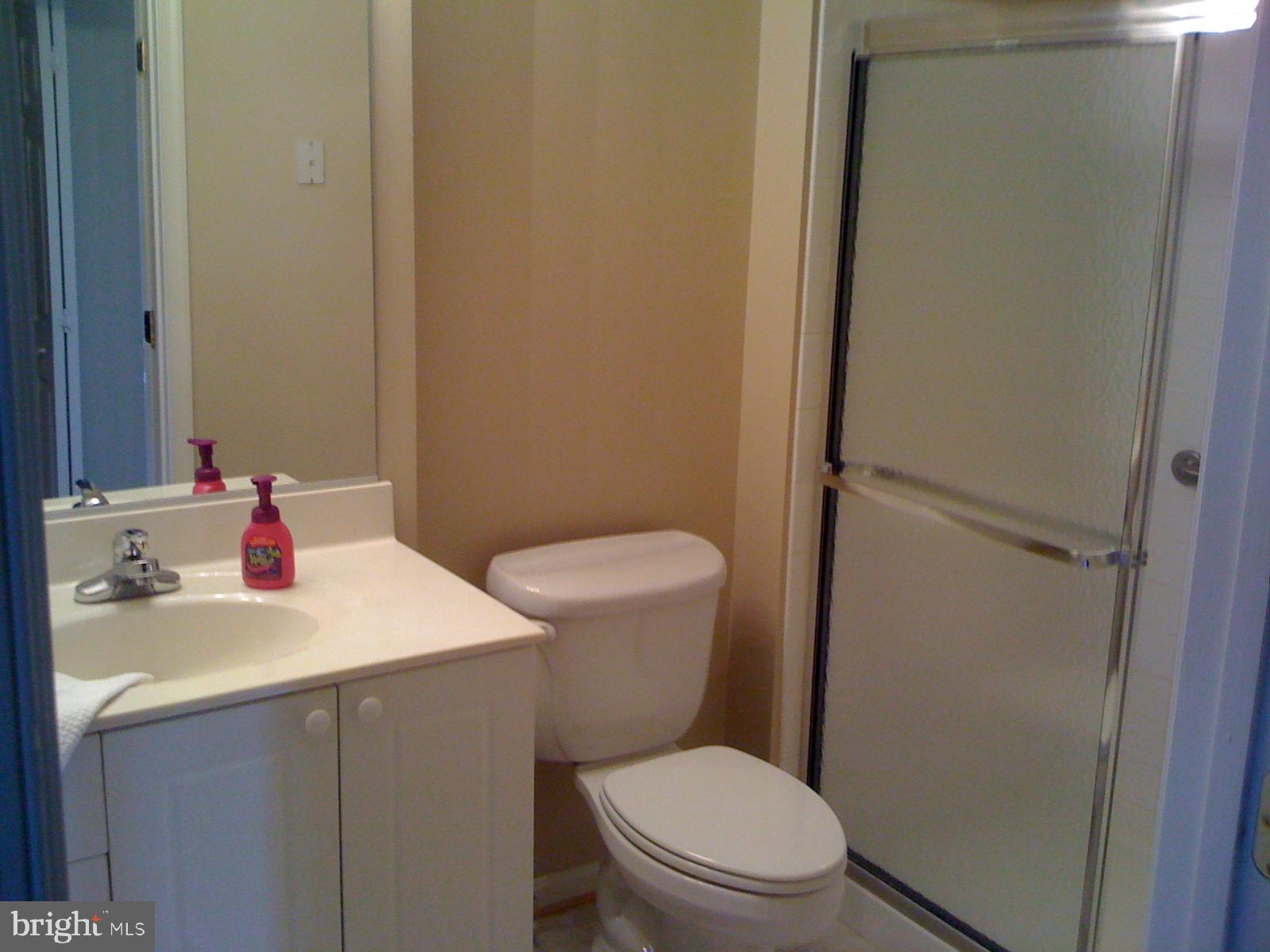 BALLENGER CREEK CENTER POND - Residential