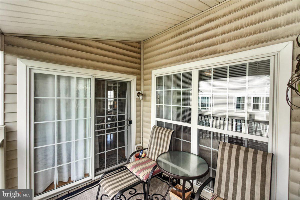 BALLENGER CREEK CENTER POND - Residential