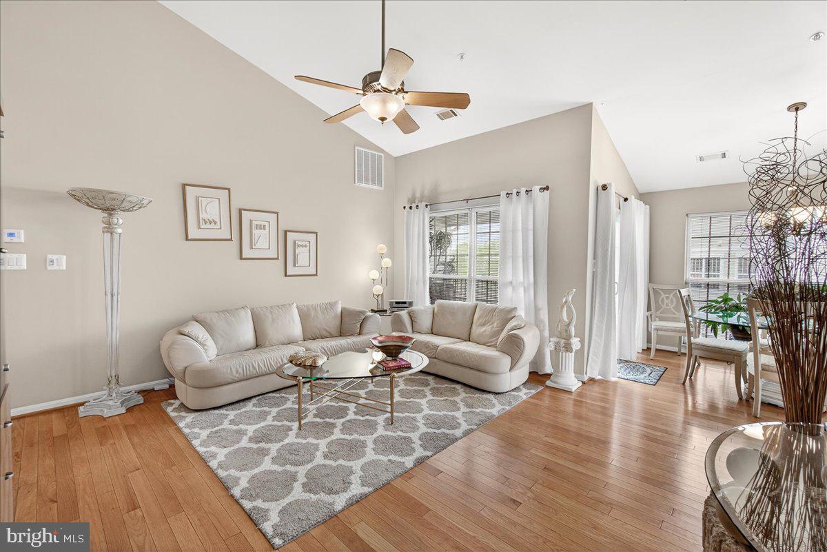 BALLENGER CREEK CENTER POND - Residential