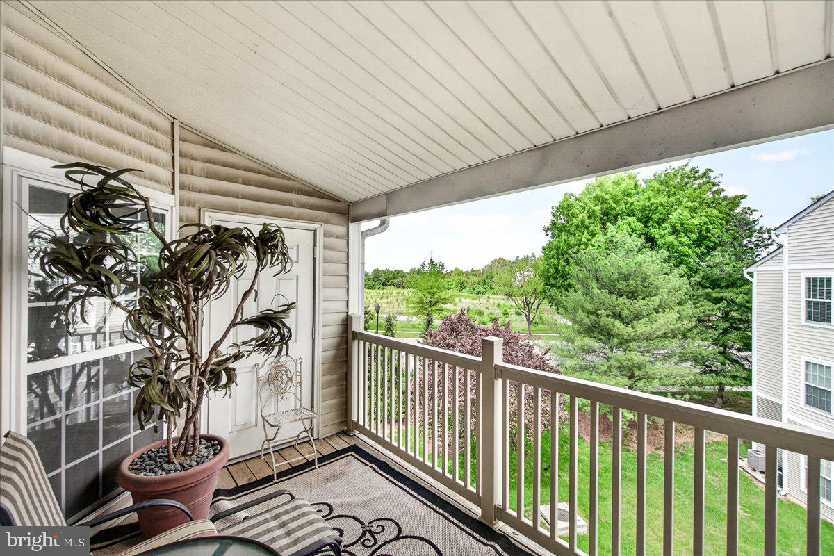 BALLENGER CREEK CENTER POND - Residential