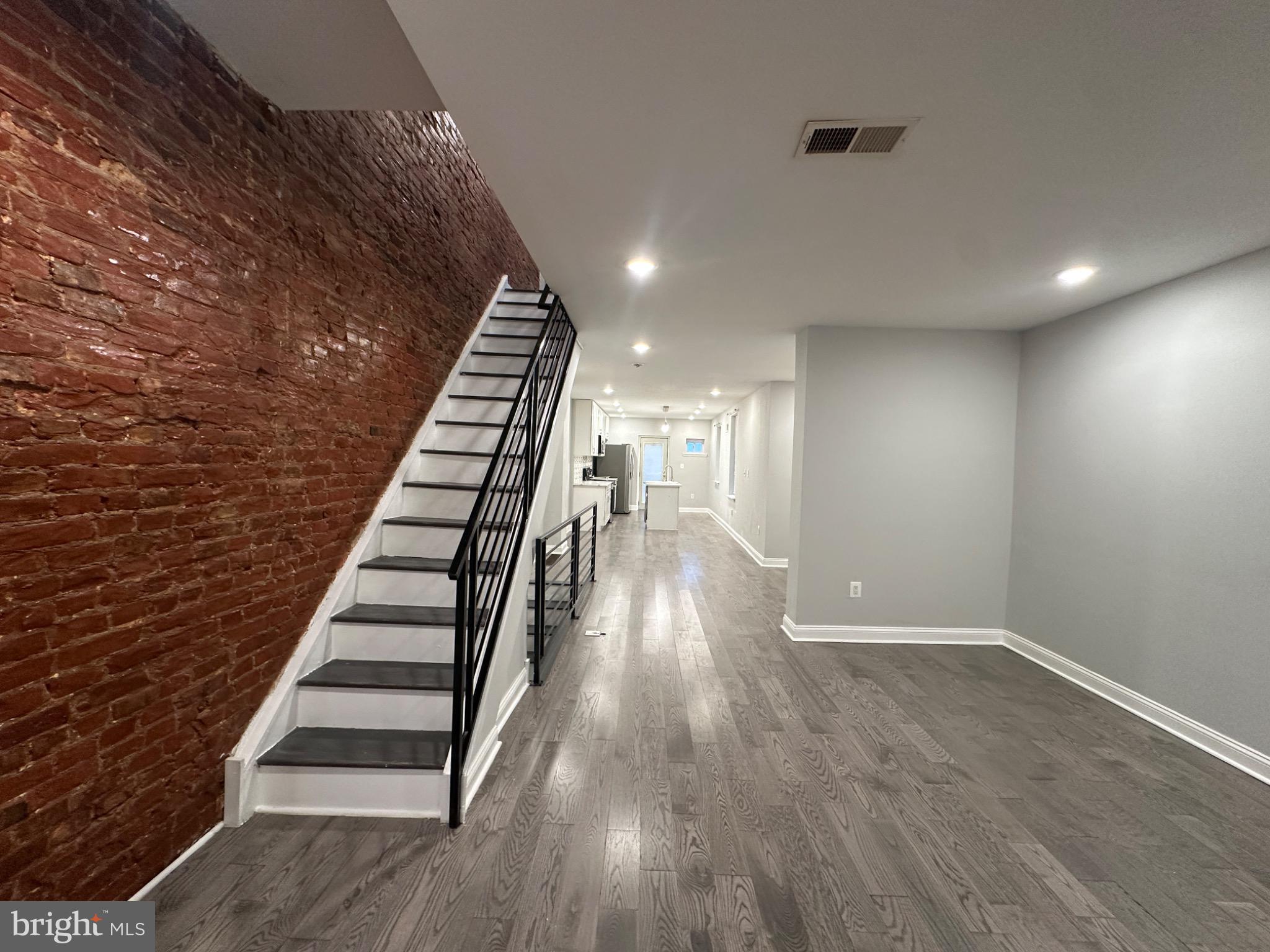 WEST PHILADELPHIA - Residential