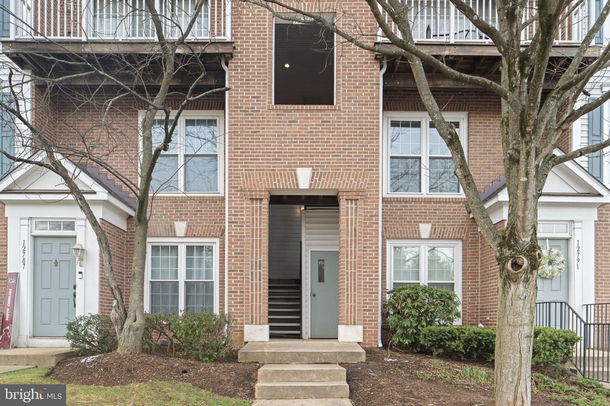 FAIR LAKES CONDO - Residential