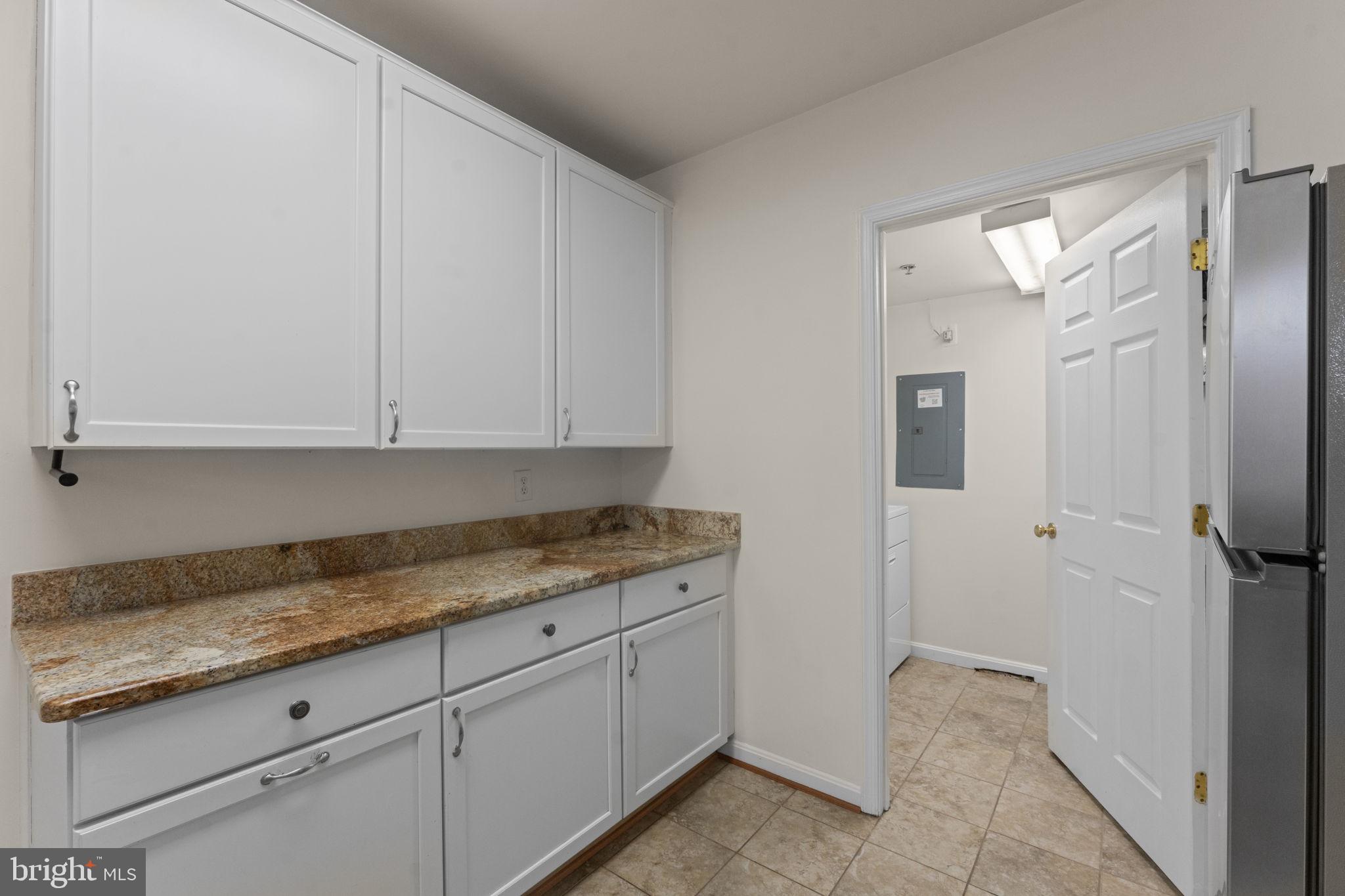 FAIR LAKES CONDO - Residential