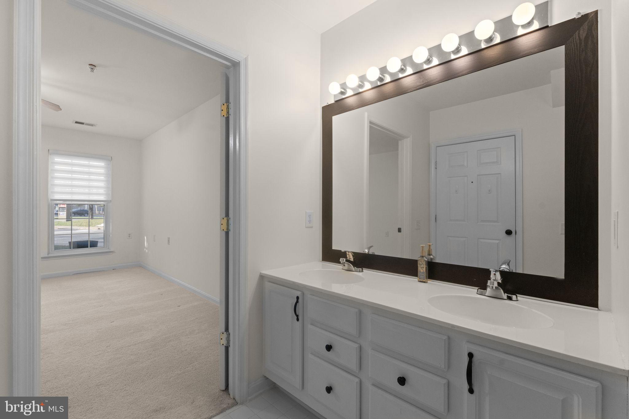 FAIR LAKES CONDO - Residential