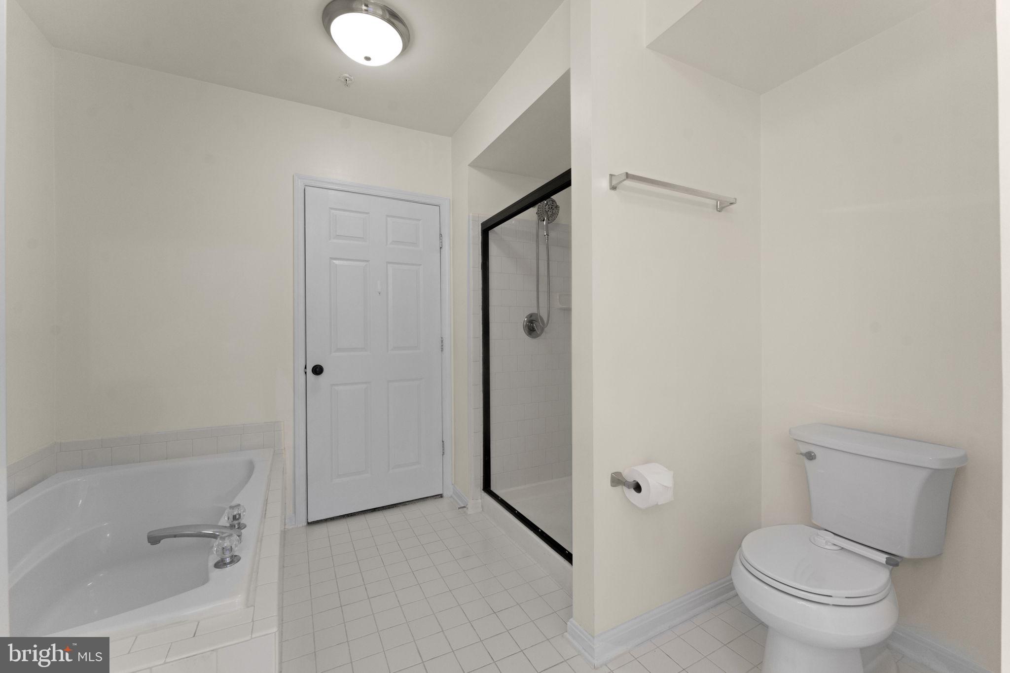 FAIR LAKES CONDO - Residential