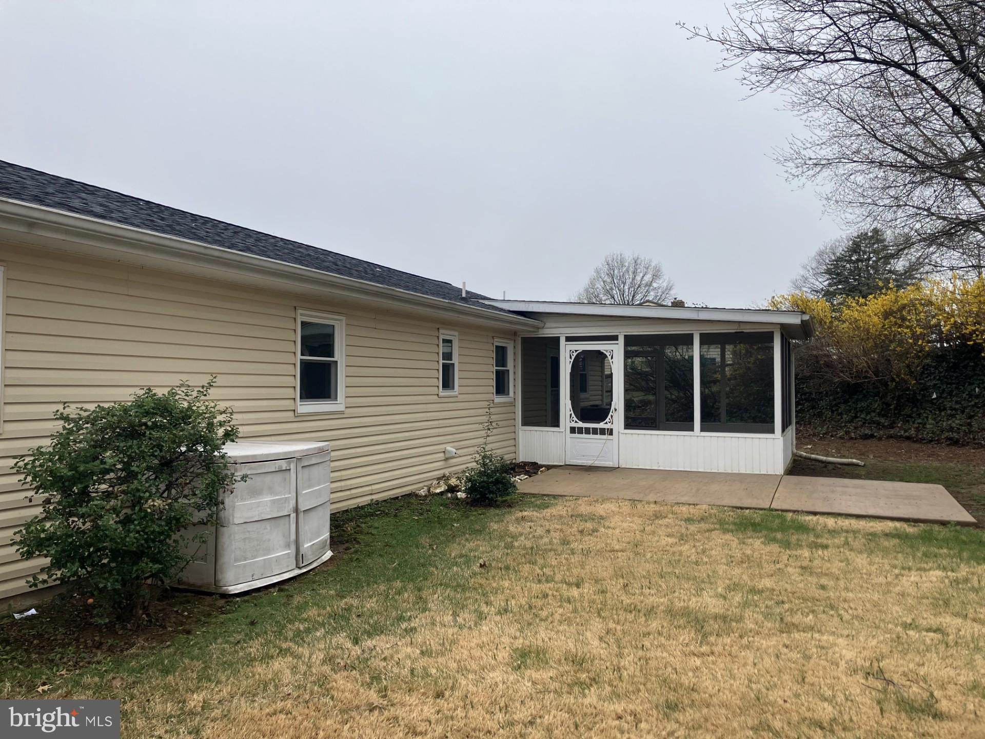 1066 PENNSYLVANIA AVENUE